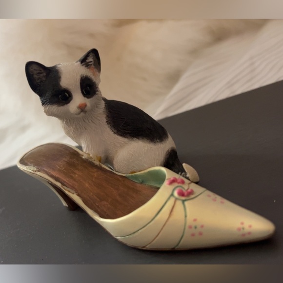 Country Artist Collectables - Picture 3 of 3